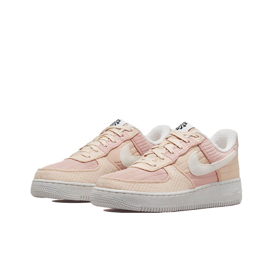 حذاء نايك إير فورس 1 للنساء من - مراجعة Nike Shoes Air Force 1 وسعره