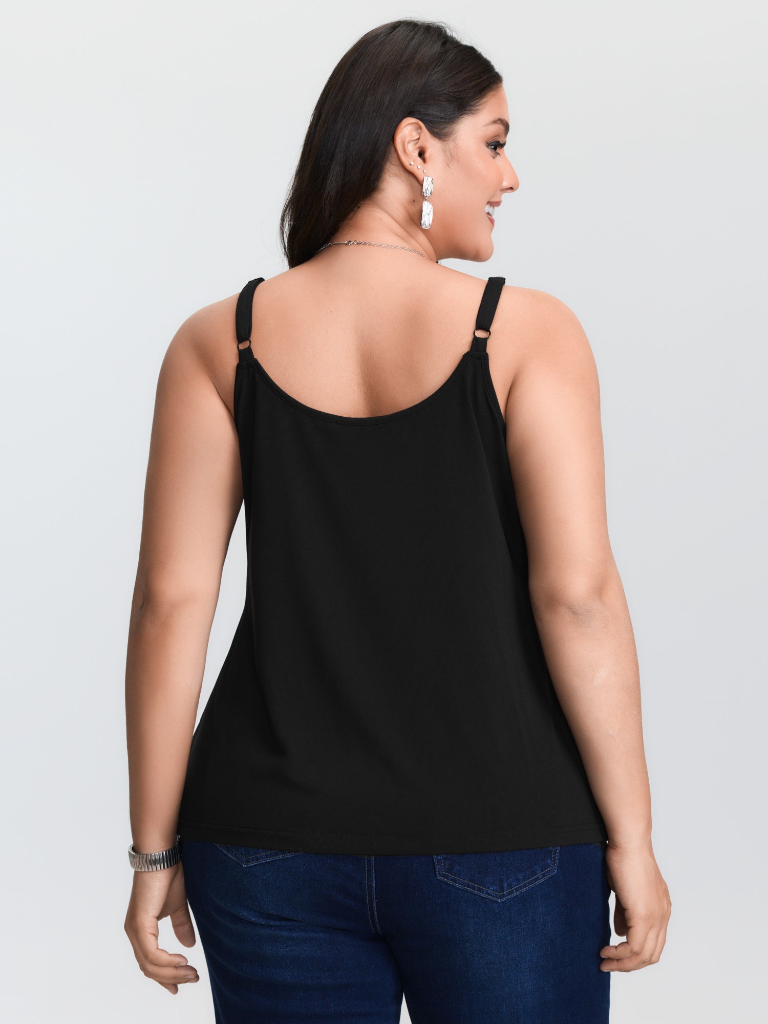 بلوزة كاميسول سوداء محبوكة بمق - مراجعة Cami Top Lace وسعره