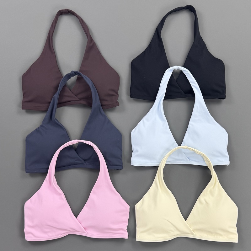 بلوزة رياضية نسائية برقبة هالت - مراجعة Sports Bra High Impact وسعره