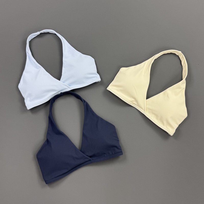بلوزة رياضية نسائية برقبة هالت - مراجعة Sports Bra High Impact وسعره